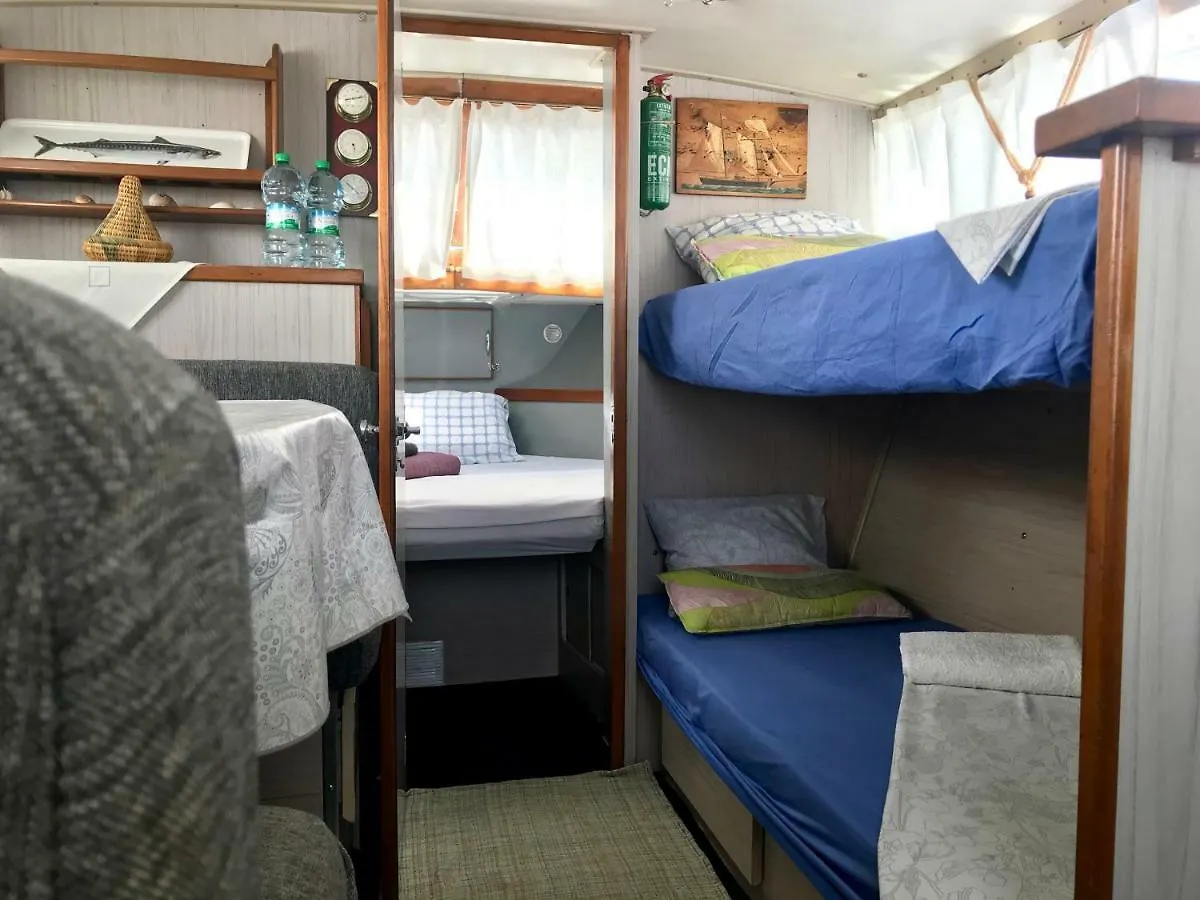 Båthotell Boat Yacht Barcelona Hotell Sant Adrià de Besòs